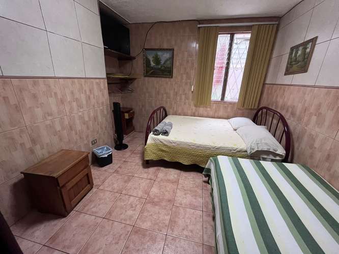 CASA cerca Paseo Colon incluye (Agua, Luz, Cable e Internet)