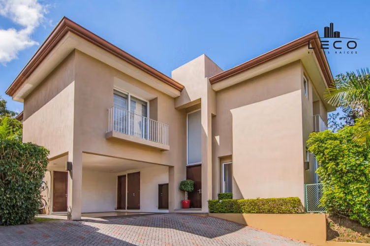 Venta Casa Condominio Monte Arroyo Escazú
