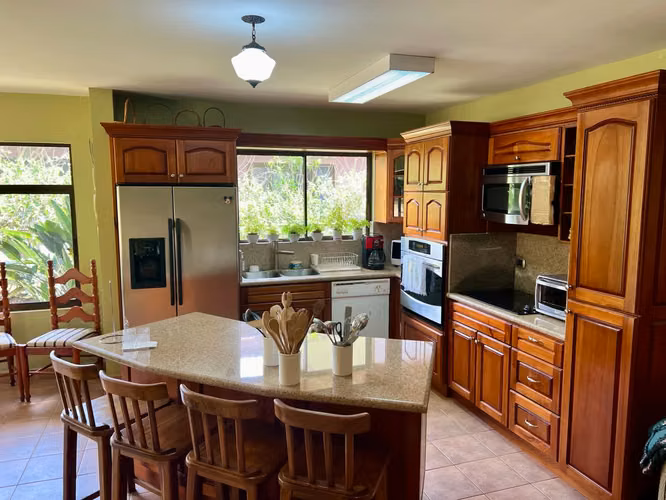 VENDO CASA UNA PLANTA EN CONDOMINIO EN SAN ISIDRO