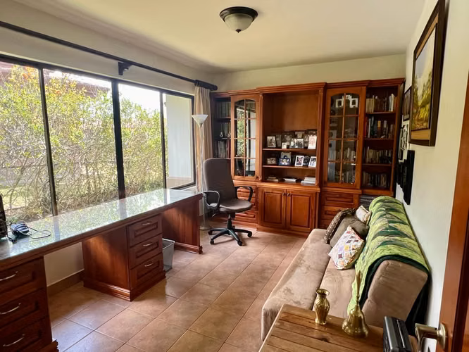 VENDO CASA UNA PLANTA EN CONDOMINIO EN SAN ISIDRO