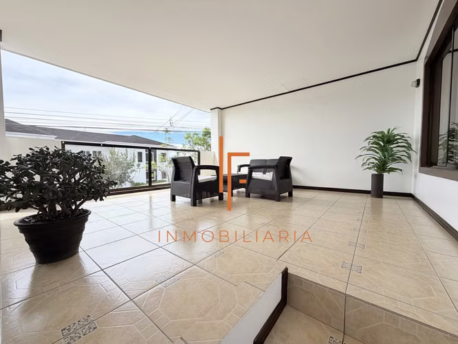 Casa en Condominio cerca de Salida SJ, Cartago
