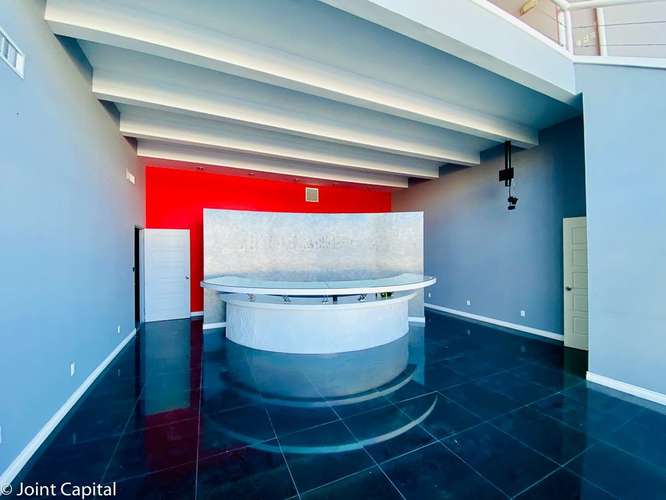 Alquiler Ofibodega 340 m² con Mezzanine en Oficentro en Escazú - Imagen 2