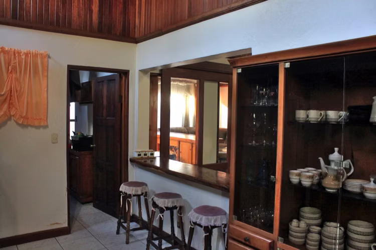 Casa en venta en Río Oro, Santa Ana – Ubicación privilegiada. C190