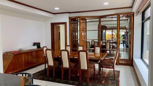 Venta Casa en Heredia Ciudad Cariari | Frente a la Cancha de Golf | 1.200 m² de Terreno
