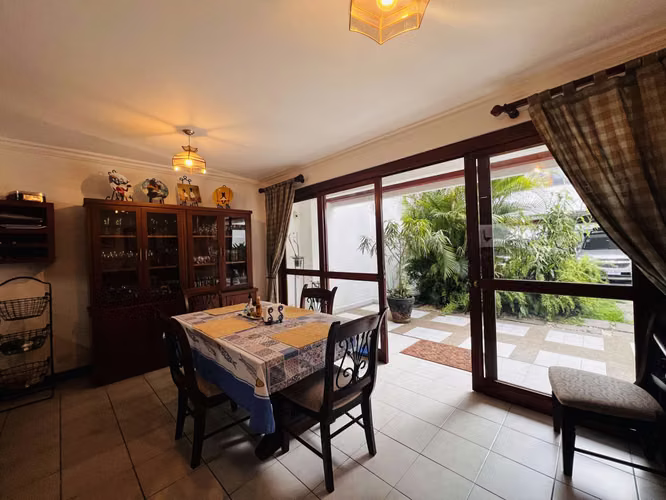 GUAYABOS DE CURRIDABAT AMPLIA Y COMODA CASA EN VENTA - Imagen 10