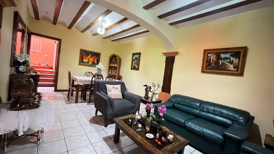 Venta de casa en Curridabat, José María Zeledón