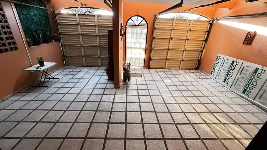 Venta de casa en Curridabat, José María Zeledón