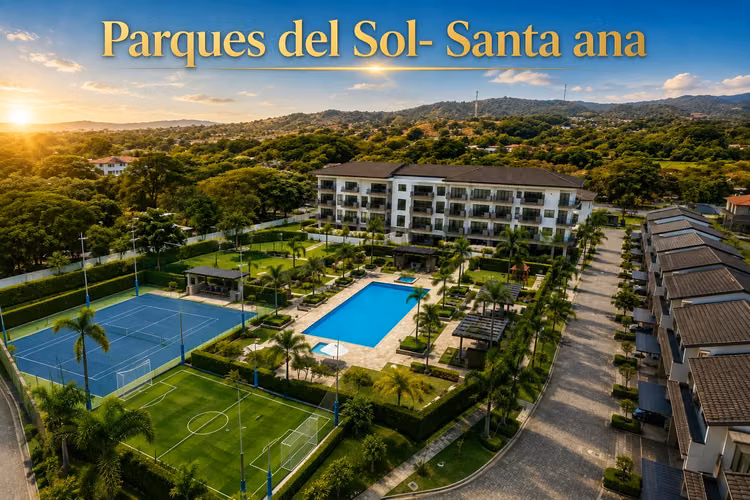 Mudanza inmediata, casa ,Parques del Sol - Santa Ana, amenidades.