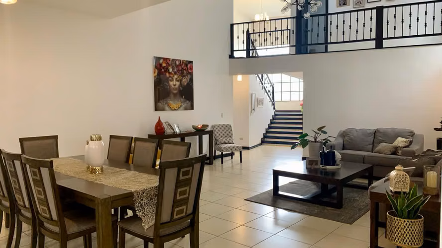 Venta Casa de Lujo en Heredia Cariari | Terraza y 4 Habitaciones | Elegancia Confort y Privacidad - Imagen 8