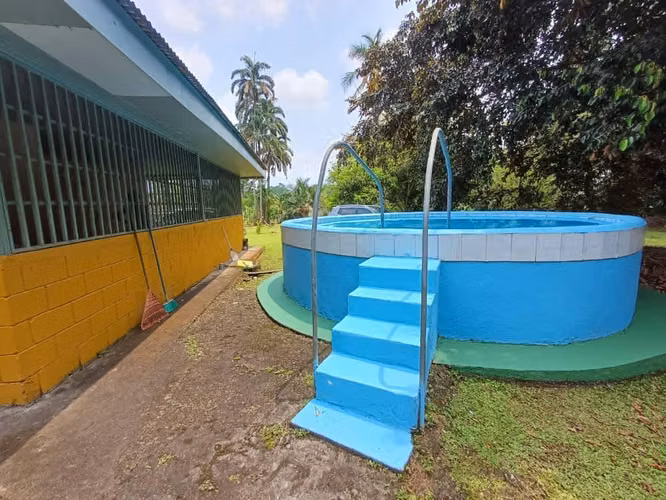 Quinta con casas en Pocora