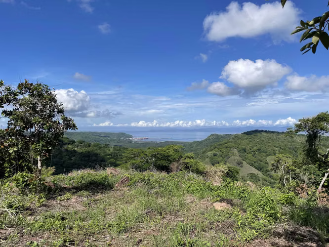 Lote con Vista al Mar Juanilama