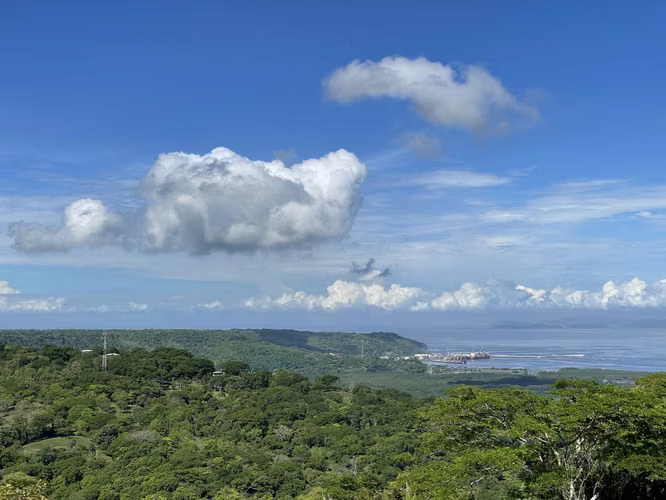 Lote con Vista al Mar Juanilama