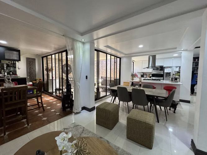 Venta de condominio de 5 hab en Freses, Curridabat, (AD) - Imagen 3