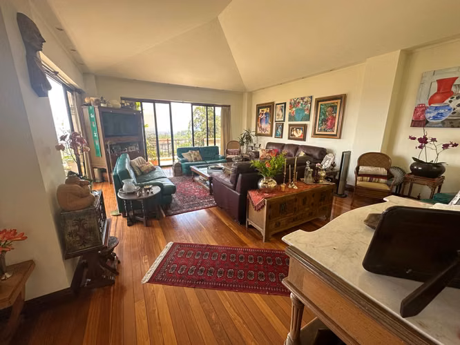 Venta de apartamento Penthouse en el este de la ciudad de San Jose Costa Rica CURRIDABAT