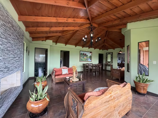 Casa en venta en Concepción, San Rafael de Heredia.
