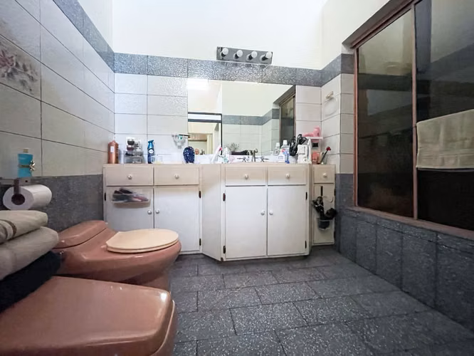 Se vende Casa de 1 nivel en Lomas de Ayarco, Curridabat (AD).