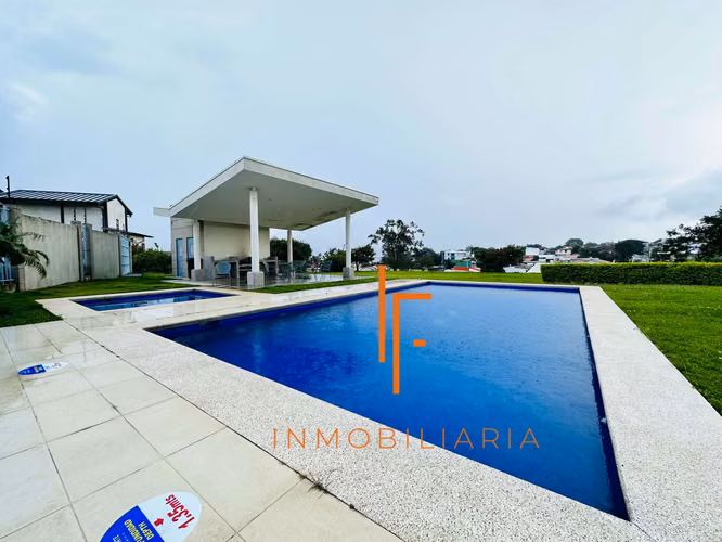 Moderno y Amplio Apartamento de 94 m2  Curridabat