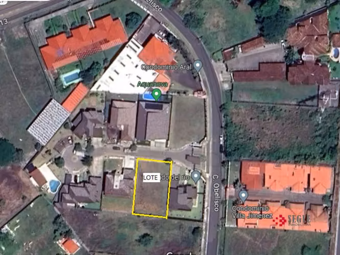 Venta de lote en Condomini, Santa Ana, Río Oro.