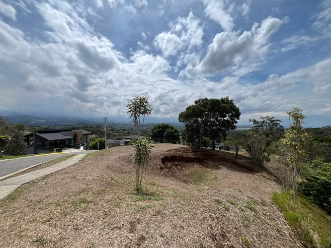 Venta/ Lote cerca áreas comunes, cerca de Z. Franca Evolution Grecia - Imagen 7