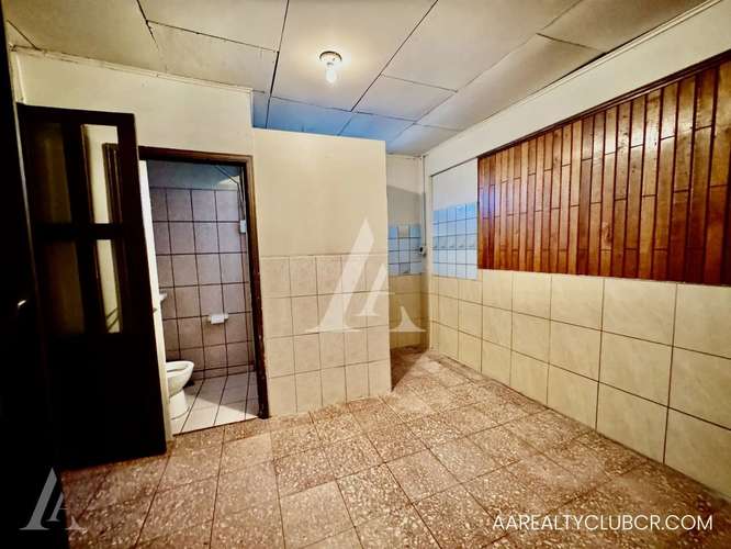 La Colina, Curridabat – Casa y Apartamento de una Planta con Uso Mixto - Imagen 4