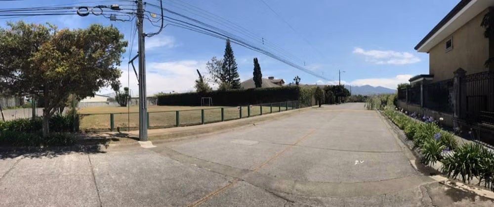 Lote en Sabanilla, Montes de Oca – Excelente ubicación y alta plusvalía LR51 - Imagen 2