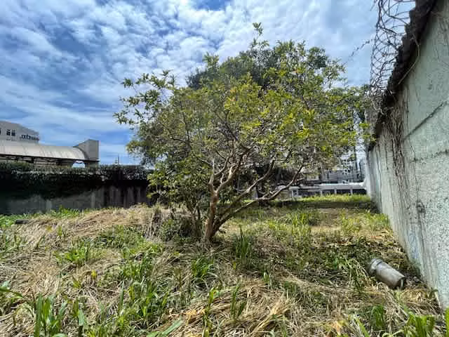 Lote en Barrio Dent-San Pedro ideal para apartamentos y/o locales