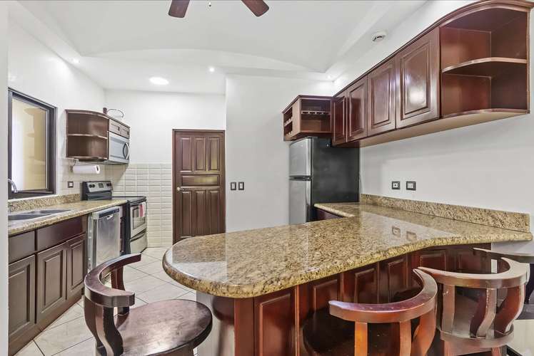THE OAKS APARTAMENTO TAMARINDO, GUANACASTE - 2DOR/2BA - 98.89M2