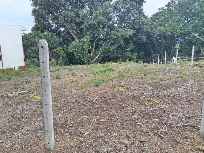 Atenas, Alajuela  lote 620 m2 negociable
