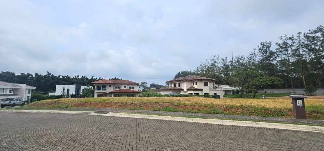 Venta de lote en Hacienda Espavel, Alajuela, Guacima