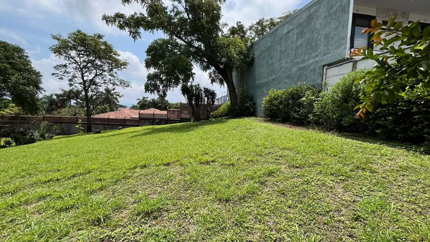 Venta. Santa Ana. Propiedad para desarrollar.