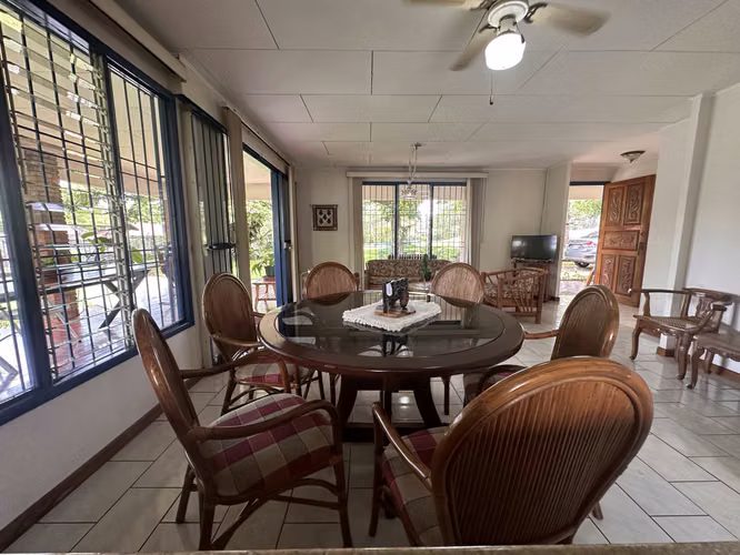 A la venta Hermosa Quinta en La Garita de Alajuela - Imagen 6