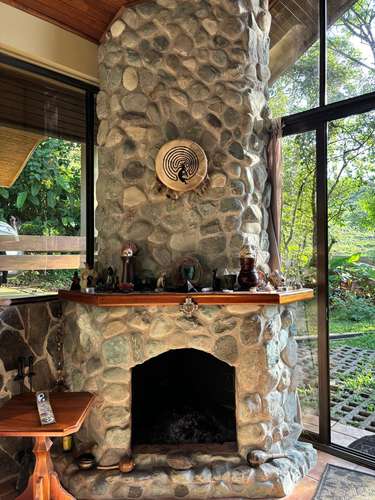 Casa en venta en San Ramon, amueblada, con chimenea y amplias zonas verdes - Imagen 13