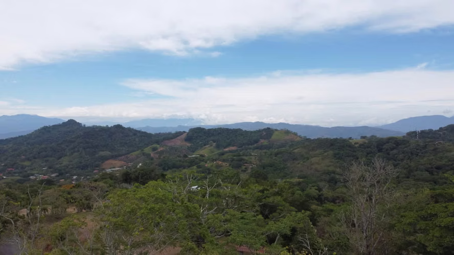 Lote en venta en Atenas, con vistas y pozo de agua, $25 por m2 - Imagen 4