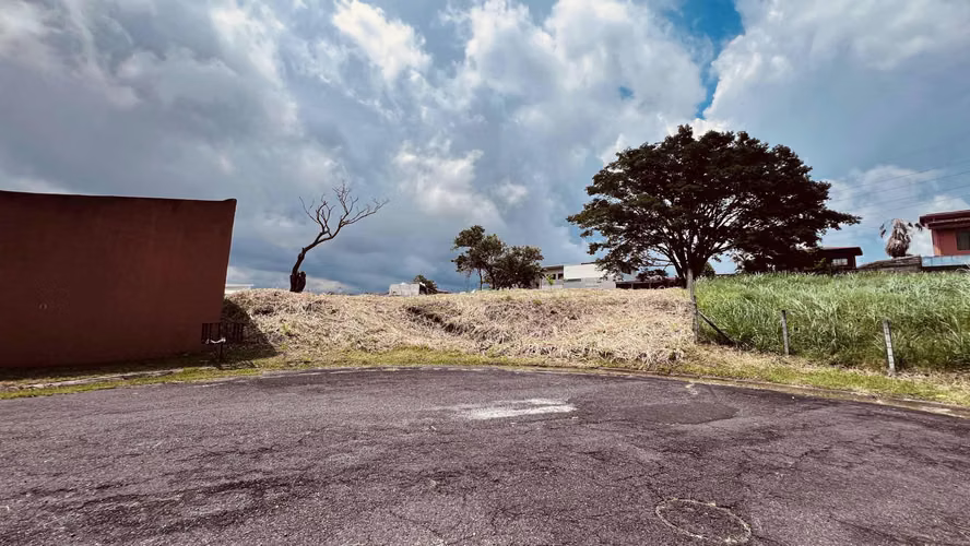 Venta de lote Bosques de doña Rosa $500,000