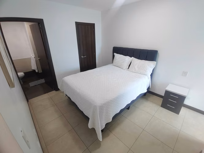 Apartamento en Torres Paseo Colón