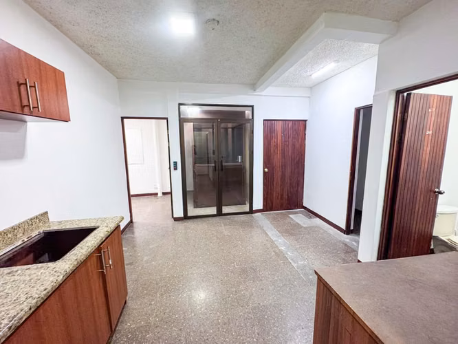 Local comercial en Venta en San José, Catedral, Oportunidad de Inversión !