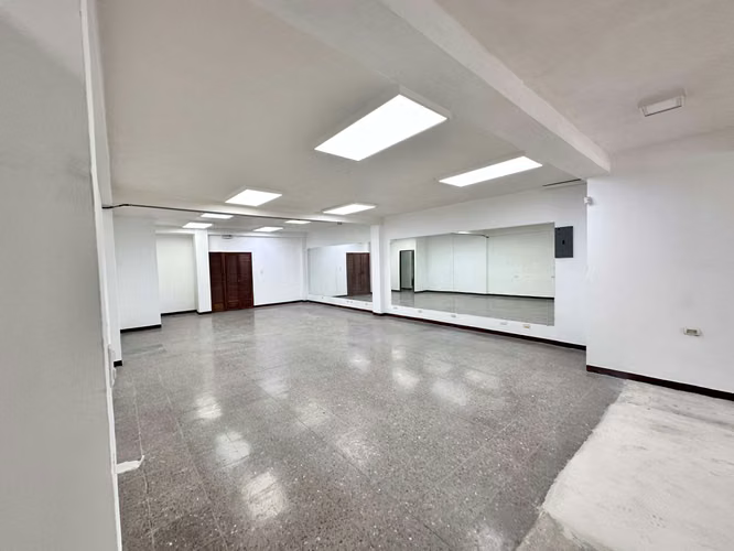 Local comercial en Venta en San José, Catedral, Oportunidad de Inversión !