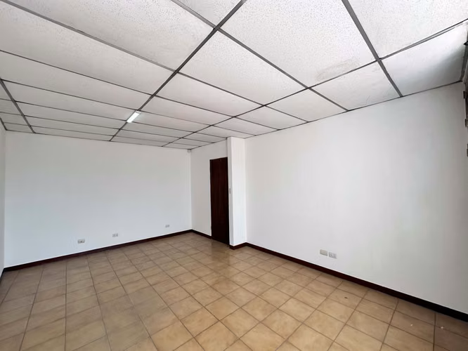 Local comercial en Venta en San José, Catedral, Oportunidad de Inversión !