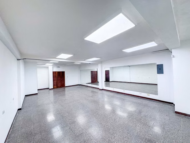 Local comercial en Venta en San José, Catedral, Oportunidad de Inversión !