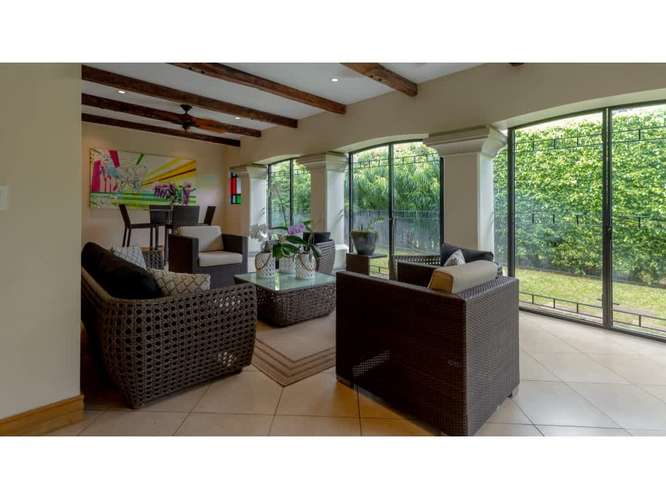 Bosques de Lindora, Santa Ana. Preciosa residencia de lujo - Imagen 10