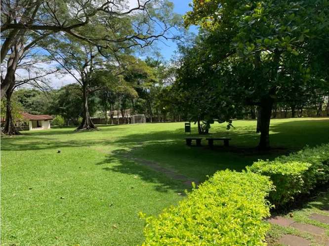 Bosques de Lindora, Santa Ana. Preciosa residencia de lujo - Imagen 18