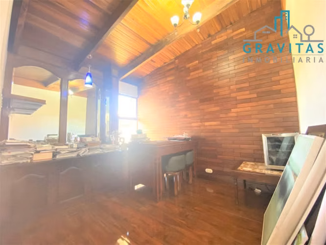 Casa en Curridabat | Uso de suelo mixto | 1300 m2 | 5 hab | F 206