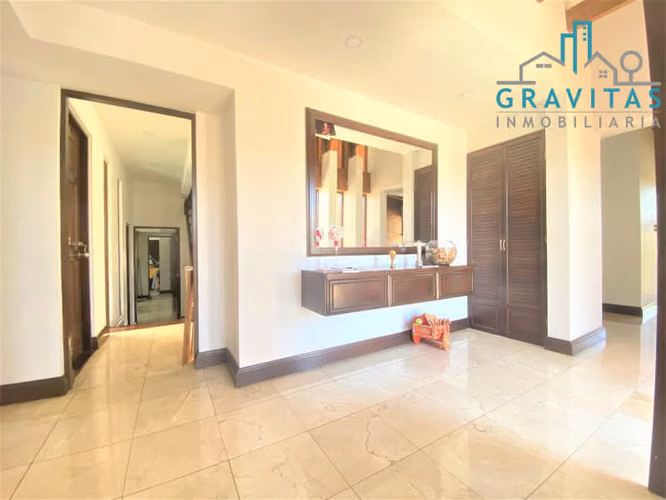 Casa en Curridabat | Uso de suelo mixto | 1300 m2 | 5 hab | F 206