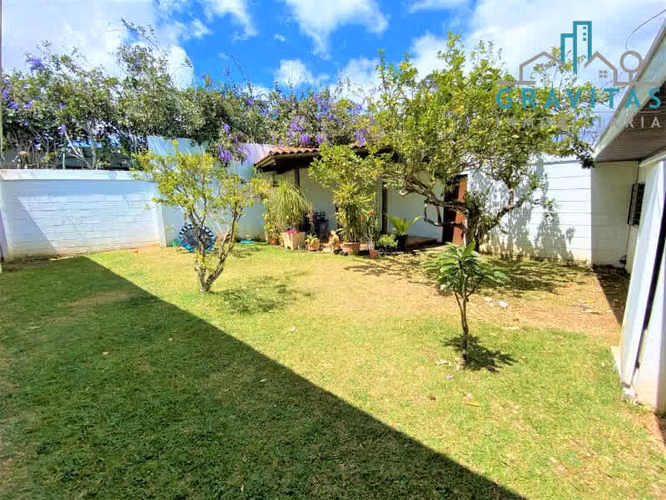 Casa en Curridabat | Uso de suelo mixto | 1300 m2 | 5 hab | F 206