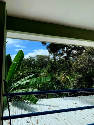 Casa en venta en Sierpe, Osa, 2 pisos, amueblada, con panga y carro 4x4 - Imagen 6