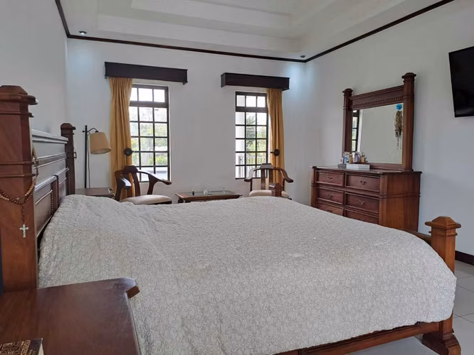 Casa de lujo en Santo Domingo de Heredia con piscina