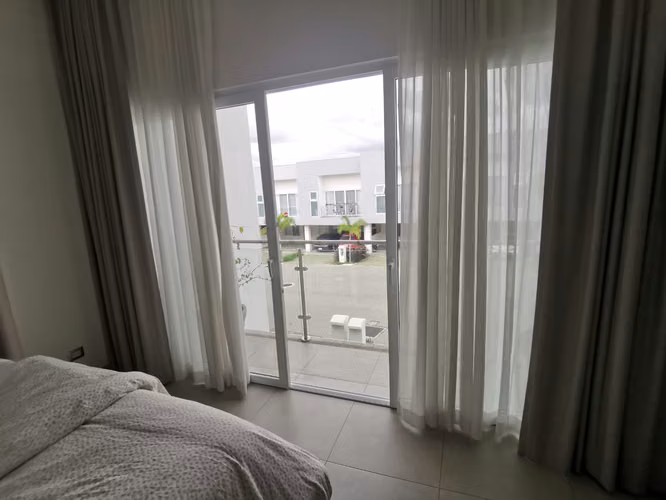 SE VENDE CASA EN CONDOMINIO EN GUACHEPELÍN DE ESCAZÚ - Imagen 4