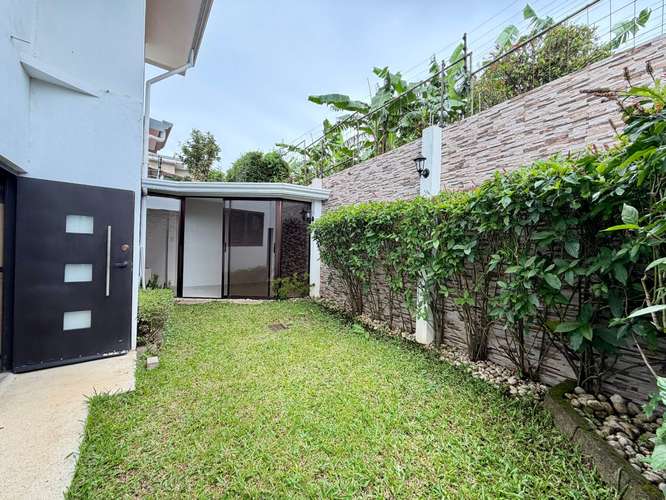 Casa en condominio en venta Santo Domingo, Heredia