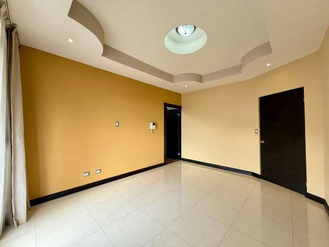Casa en condominio en venta Santo Domingo, Heredia