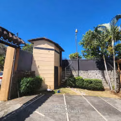ESCAZU CENTRO CASA CON PISCINA 900 m2 CONST ; $ 990 mil dls. - Imagen 17
